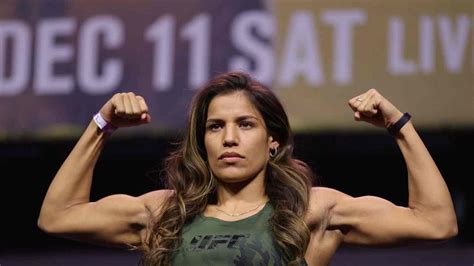 Julianna Peña .